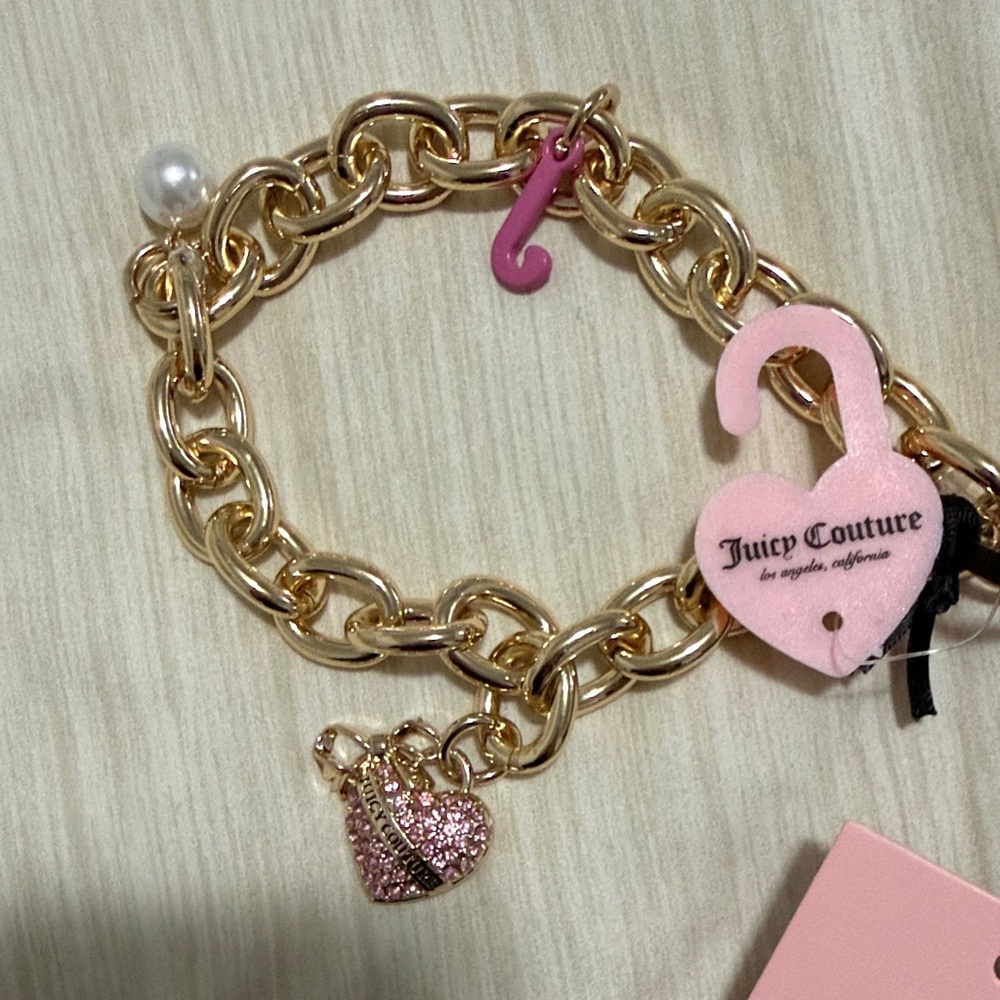 Juicy Couture Top Notch Double Sided Trifold Wallet - Picture 10 of 11